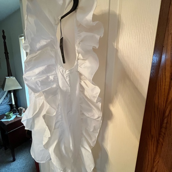 Zara like white crisp dress - Picture 3 of 6